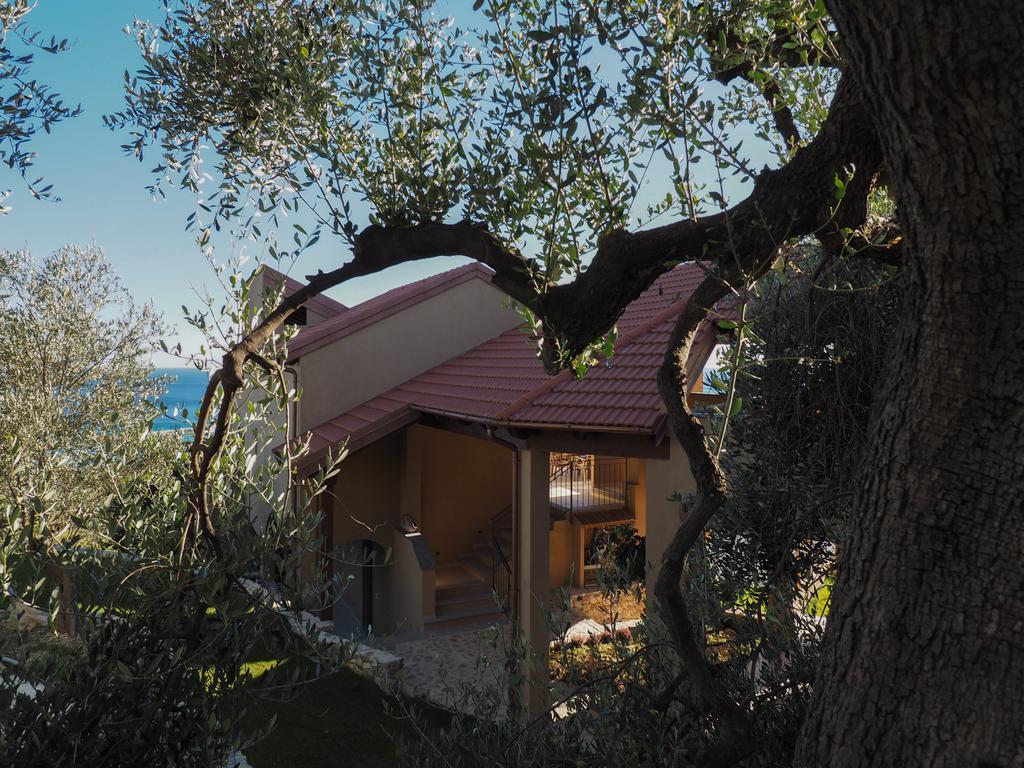 Agriturismo "I Castellari" Pietra Ligure Eksteriør billede