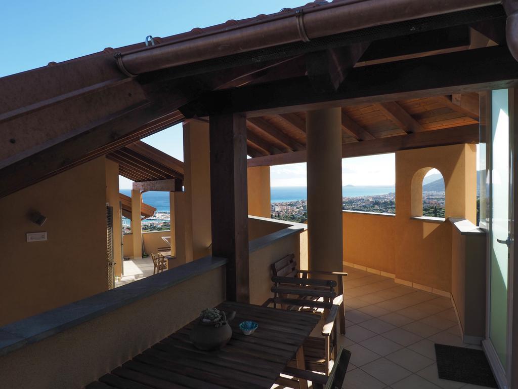 Agriturismo "I Castellari" Pietra Ligure Værelse billede