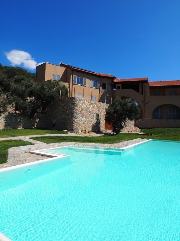 Agriturismo "I Castellari" Pietra Ligure Eksteriør billede
