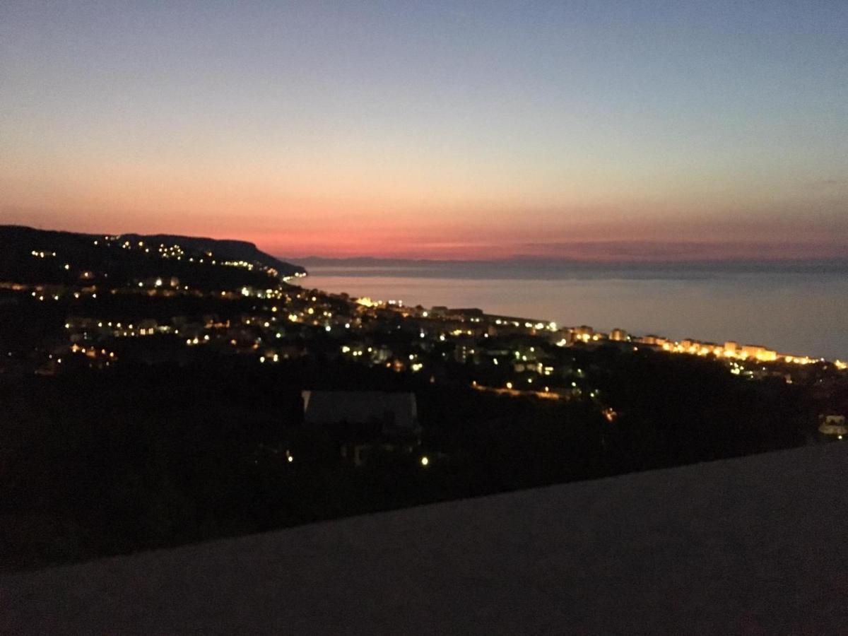 Agriturismo "I Castellari" Pietra Ligure Eksteriør billede